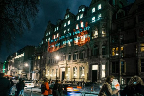 Japanese embassy, London, a message to Shinzo Abe